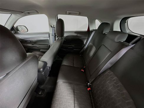 Used 2026 Mitsubishi Outlander Sport AWD image 11