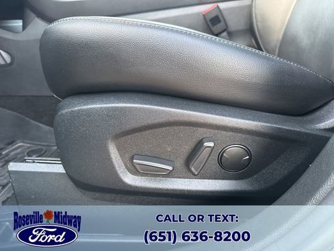 Used 2020 Ford Edge Titanium w/ Class II Trailer Tow Package image 30