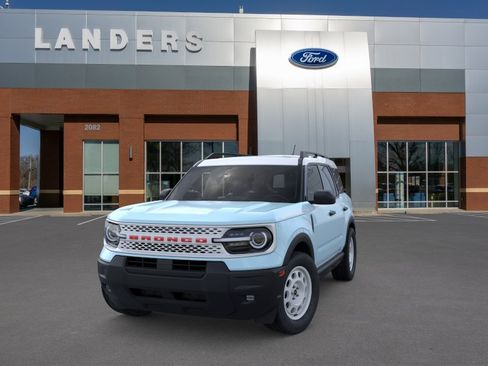 New 2026 Ford Bronco Sport Heritage w/ Convenience Package AWD/4WD image 2