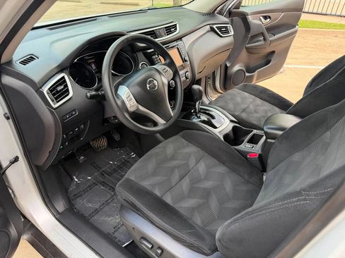 Used 2016 Nissan Rogue SV w/ SV Premium Package FWD image 20
