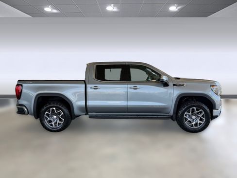 Used 2026 GMC Sierra 1500 SLT w/ SLT Premium Plus Package AWD/4WD image 8