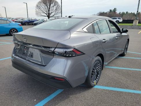 New 2026 Nissan Sentra SV FWD image 4