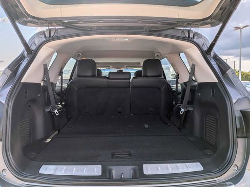 Used 2015 INFINITI QX60 Luxe w/ Premium Plus Package AWD/4WD image 32
