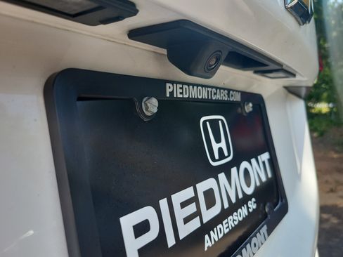 Used 2023 Chevrolet Equinox LS w/ LS Convenience Package FWD image 11