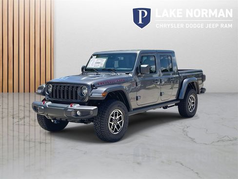 New 2025 Jeep Gladiator Rubicon w/ Convenience Group image 4