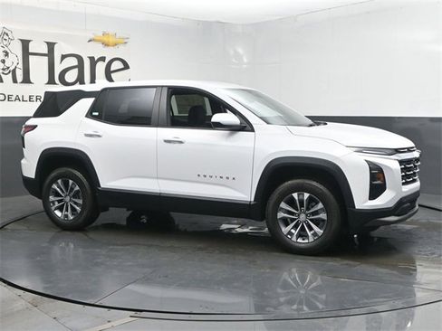 New 2026 Chevrolet Equinox LT w/ LPO, Floor Liner Package image 27