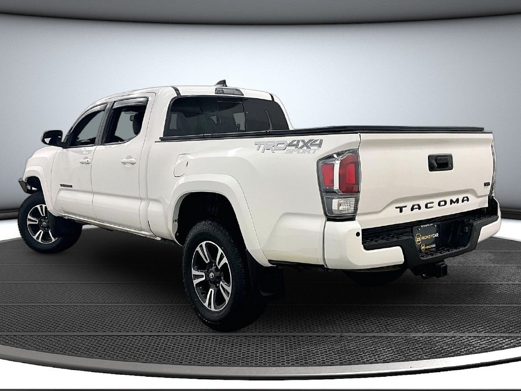 Used 2021 Toyota Tacoma TRD Sport w/ TRD Premium Sport Package AWD/4WD image 4