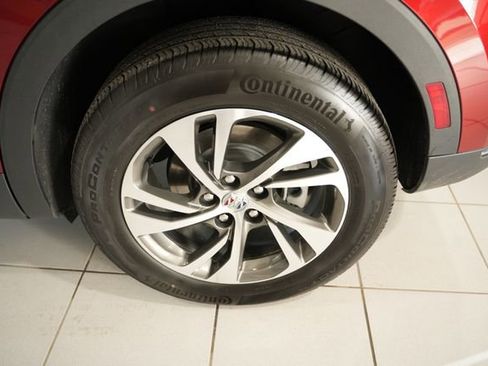 Used 2023 Buick Envision Essence image 11