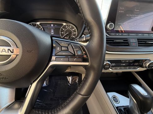 Used 2021 Nissan Altima 2.5 Platinum image 22