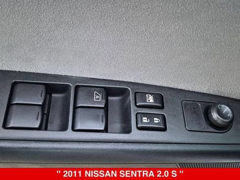 Used 2011 Nissan Sentra 2.0 S w/ Convenience Pkg FWD image 13