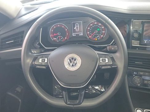 Used 2020 Volkswagen Jetta SE w/ SE Cold Weather Package FWD image 14