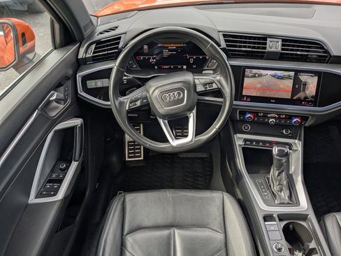 Used 2022 Audi Q3 2.0T Premium Plus AWD/4WD image 17