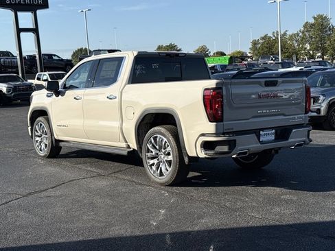 New 2026 GMC Sierra 1500 Denali w/ Denali Reserve Package image 11