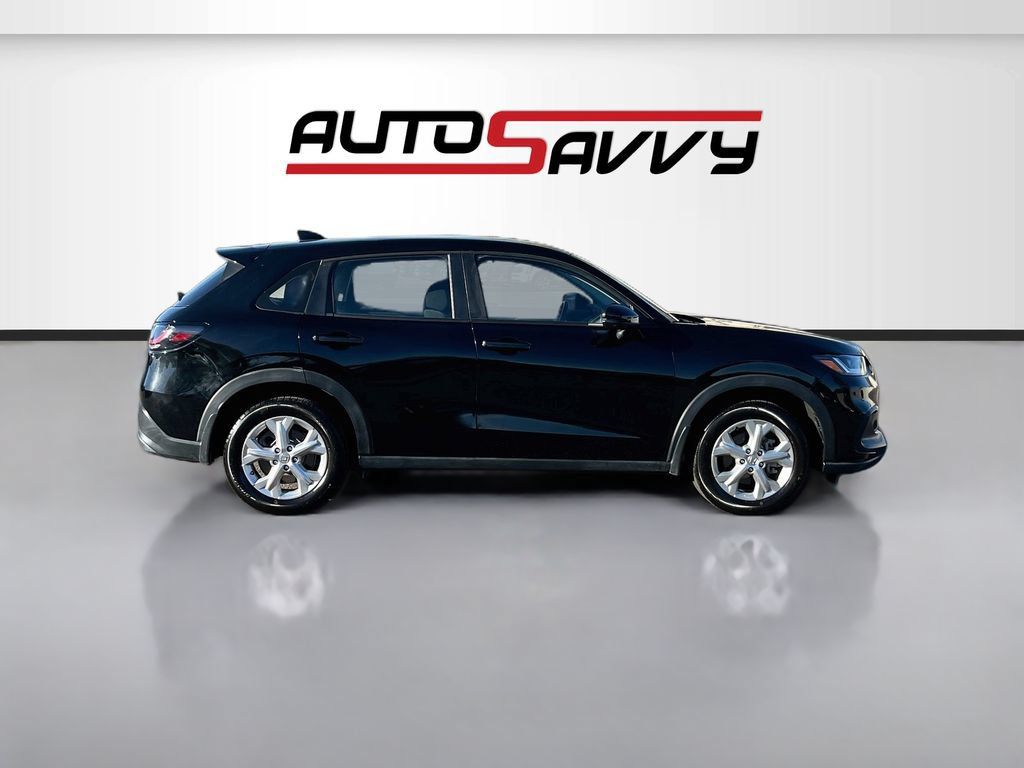 Used 2024 Honda HR-V LX image 8