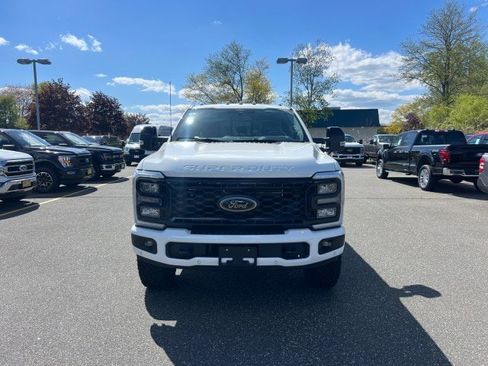 New 2026 Ford F350 Lariat w/ Tremor Off-Road Package AWD/4WD image 9