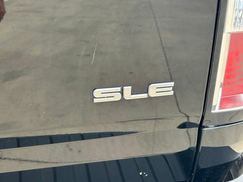 Used 2020 GMC Canyon SLE w/ Elevation Edition RWD image 13