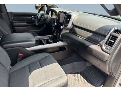 Used 2025 RAM 1500 Big Horn AWD/4WD image 37