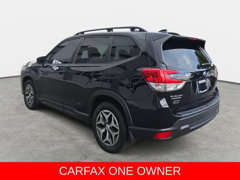 Used 2023 Subaru Forester Premium AWD/4WD image 7