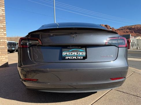 Used 2022 Tesla Model 3 Performance image 26