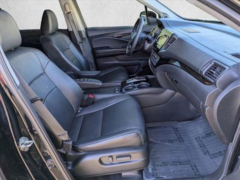 Used 2019 Honda Pilot Touring image 25