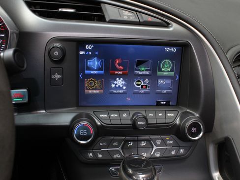 Used 2018 Chevrolet Corvette Stingray Coupe image 44