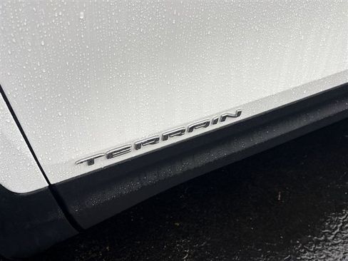 Certified 2023 GMC Terrain SLT image 30