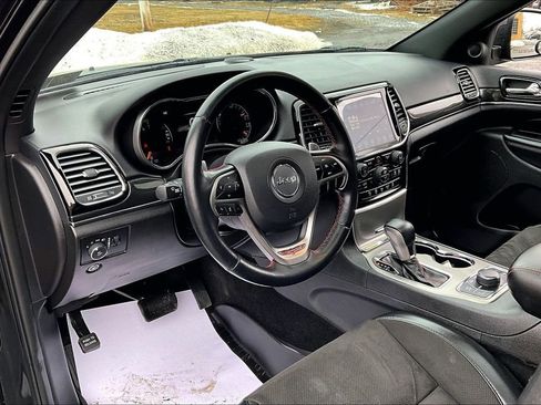 Used 2021 Jeep Grand Cherokee Trailhawk image 13