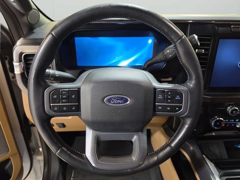 Used 2024 Ford F250 Lariat w/ Chrome Package AWD/4WD image 19