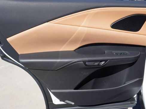 Certified 2025 Lexus RX 350 Premium w/ Accessory Package (Z1) image 34