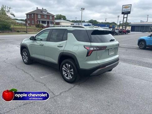 Used 2025 Chevrolet Equinox LT AWD/4WD image 5