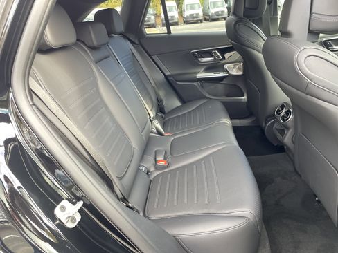 New 2026 Mercedes-Benz GLC 300 4MATIC image 39