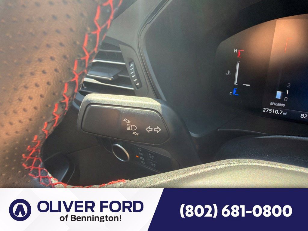 Used 2025 Ford Escape ST-Line AWD/4WD image 35