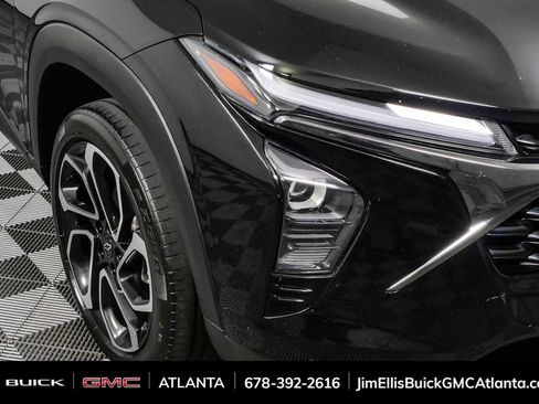 Used 2024 Chevrolet Trax RS w/ Driver Confidence Package FWD image 34