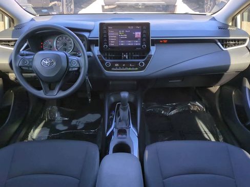 Certified 2021 Toyota Corolla LE image 14