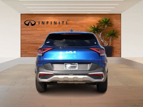 Used 2023 Kia Sportage EX image 6