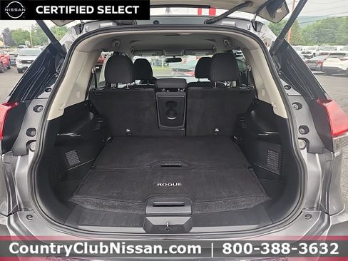 Certified 2018 Nissan Rogue SV AWD/4WD image 11