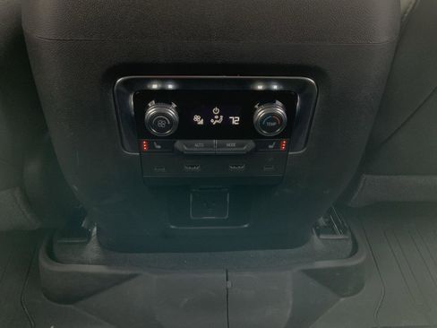 Used 2025 GMC Yukon Elevation w/ Elevation Premium Package image 59