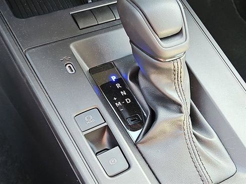 Certified 2026 Toyota Corolla Cross LE image 18