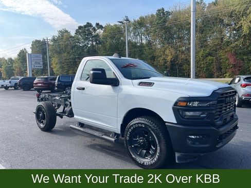 Used 2025 RAM 3500 Tradesman image 6
