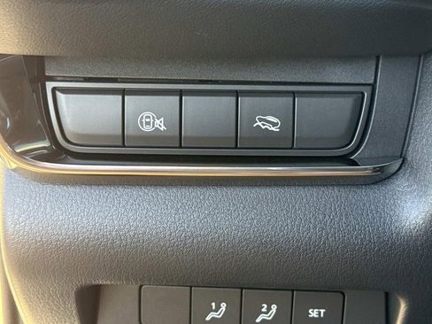 Certified 2025 MAZDA CX-30 AWD 2.5 S w/ Preferred Package image 44