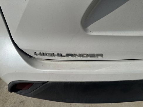 Used 2026 Toyota Highlander XLE AWD/4WD image 17