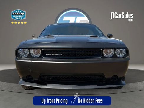 Used 2011 Dodge Challenger RWD image 39