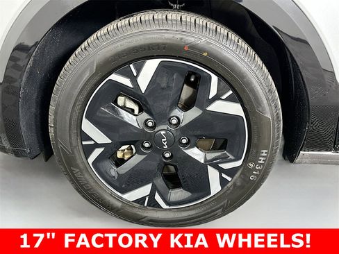 Used 2024 Kia Niro Wind image 9