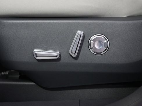 New 2026 Lincoln Nautilus Reserve w/ Jet Appearance Package AWD/4WD image 14
