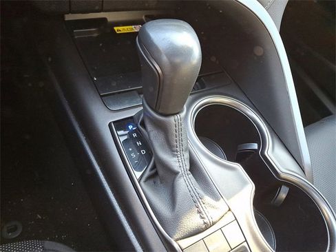 Used 2024 Toyota Camry XSE w/ Navigation Package image 15