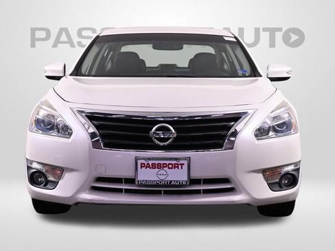 Used 2014 Nissan Altima 3.5 SL w/ Technology Package FWD image 2