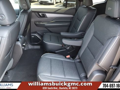 New 2026 Buick Enclave Sport Touring w/ Power Package FWD image 20