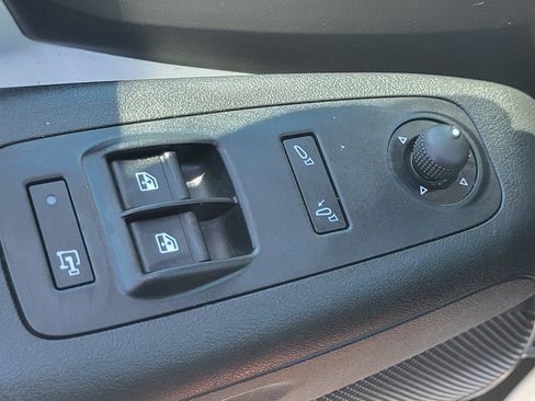 Used 2023 RAM ProMaster 2500 FWD image 20
