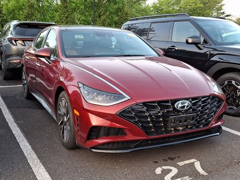 Used 2023 Hyundai Sonata Limited FWD image 5