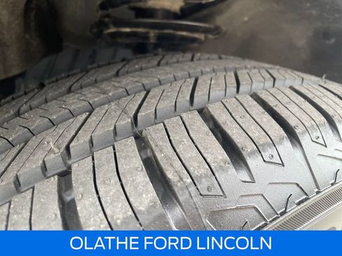 Certified 2021 Ford Explorer Limited w/ Equipment Group 301A image 30